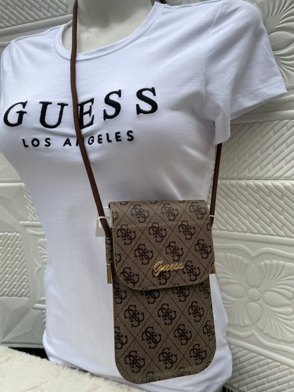 bolso universal para teléfono de GUESS - Image 4